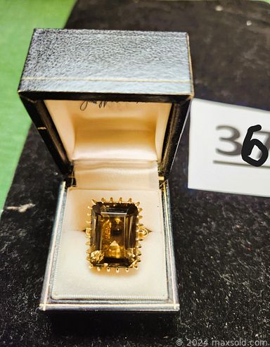 MaxSold Auction: This Charity/Fundraising online auction features video games, Phillies apparel, vintage quilt, decorative wall plates, Thomas the Tank Engine toys, Harry Potter collectibles, vintage toys, vintage finger puppets, Betsey Johnson jewelry, gold ring, depression glass, board games, Yamaha piano, fitness gear, vinyl records, and much more!!