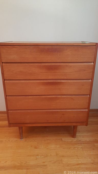 MaxSold Auction: This online auction features fine china, crystalware, Royal Doulton, art glass, sterling silver, collector plates, 52” Sony TV, framed wall art, furniture such as vintage secretary desk, antique chair, MCM dresser, vintage hutch, and MCM teak dining table, home decor, vinyl albums, small kitchen appliances, Cuisinart BBQ and much more!