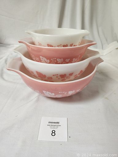 MaxSold Auction: This online auction features baby items, vintage Pyrex, pet products, Eagles apparel, hunting apparel, fishing gear, vintage Madame Alexander dolls, concertina, collector plates, musical carousel horses, handbags, Belleek pottery, cookware, jewelry, vintage pewter figurines, Disney collectibles, toys and much more!