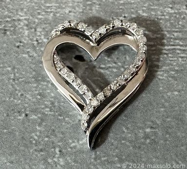 MaxSold Auction: This online auction features jewelry, fishing gear, Christmas houses, Hallmark ornaments, security camera, pet products, new home health aids, new travel boxes, new phone cases, new sunglasses, new party supplies, NIB Willow Tree figurines, new tumblers, and much, much, more!!!