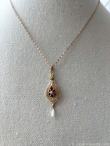 MaxSold Auction: This online auction features antique diamond necklace, jade bangles, gold jewelry, vintage watch, Disney brooch, bank notes, coins, art glass, vintage porcelain figurines, and much, much, more!!!