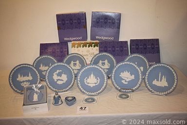 MaxSold Auction: This online auction includes seasonal decor such as snowmen, ornaments, wreaths, wall art, holiday jewelry, Christmas china, Christmas cards, stuffed reindeers, pillows, bulbs, Royal Copenhagen china, Wedgwood, Precious Moments figures and much more!