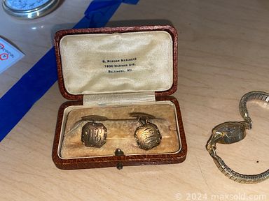 MaxSold Auction: This online auction features table lamps, TV, Broyhill furniture, small kitchen appliances, roll top desk & chair, decanters, lawnmower, coins, vintage jewelry, vintage barstools, vintage ashtrays, beer steins, sports memorabilia, vintage stereo cabinet, Snowbabies, upright freezer, vintage refrigerator, yard tools and much more!