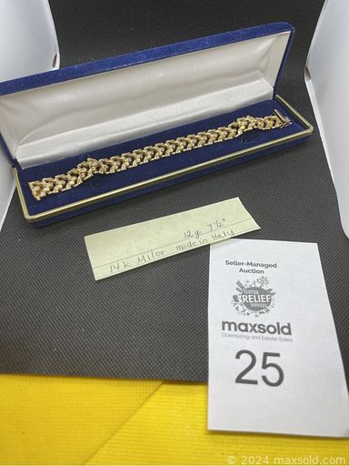 MaxSold Auction: This online auction features gold and silver jewelry, various vintage jewelry and necklaces, brooches, Marvella Pearls, a 10K Gold Vintage Dynasty charm bracelet, cufflinks, glassware, Vintage lamps and Candleholders, a LG Inverter Direct Drive Washer, Sharp Electric Typewriter, a Delcraft Madeira Music Cabinet and much more!