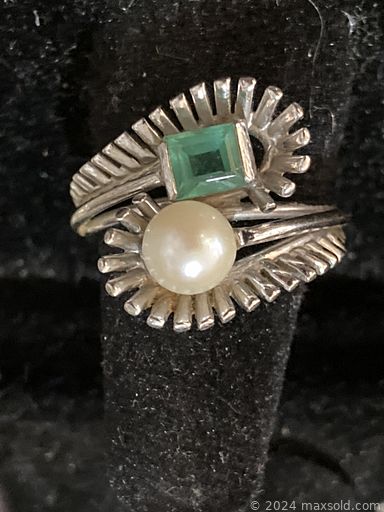 MaxSold Auction: This online auction features gold rings, banknotes, natural pearls, Royal Doulton & Lladro figurines, NIB collection Barbies, vintage golf clubs, art pottery, room divider, teak end table, mahogany secretary, grandfather clock, antique wheelchair, gentleman’s armchairs, estate jewelry, Jeff Miller oil paintings, vintage sewing machine, watches, Bossons character figures, teacup/saucer sets, BMP, fishing gear, art glass, vintage books, and much, much, more!!!