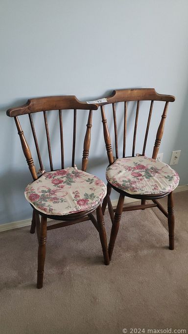 MaxSold Auction: This online auction features bedroom furniture, Murphy bed, men’s clothing, Tiger Oak wall unit, oak dining chairs, The Royals collectibles, teacup/saucer sets, Carnival glass, patio furniture, small kitchen appliances, studio pottery, Le Creuset pots, power & hand tools, and much, much, more!!