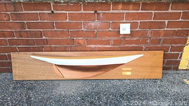 MaxSold Auction: This online auction includes fine china such as Wedgwood, Villeroy & Boch, Limoges and Haviland, costume jewelry, crystal glassware, signed artwork, modern furniture, collectible tins, Asian decor, and more!