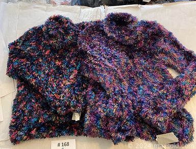 MaxSold Auction: This online auction features women’s clothing such as suits, jackets, dresses, shirts, pants, rompers, mini dresses, tops, tracksuits, cardigans, blouses, gloves, shorts, shoes, leggings, sleepwear, and men’s clothing such as shirts, leather jackets, snow pants, sweaters, jerseys, shoes, blazers, ties, and much, much, more!!!