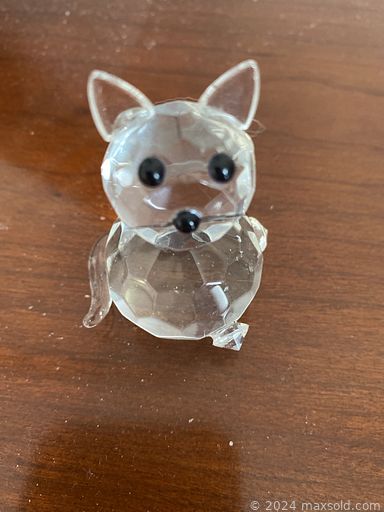 MaxSold Auction: This online auction features office supplies, desk & chair, teacup/saucer sets, small kitchen appliances, decanters, Royal Doulton figurine, Hummels, binoculars, bar stools, collector plates, TVs, art glass, milk glass lamps, games, fitness gear, exercise equipment, Christmas village, art supplies, yarn, hand tools, toys, yard tools, BBQ grill, and much, much, more!!!