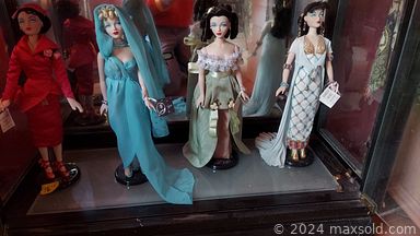 MaxSold Auction: This online auction includes furniture such as shelving units, Asian wood bench, tables, storage cabinets, nightstands, armoire, chest of drawers, vanity and others, German cut crystal, animal tapestry, dolls, decor, Asian ginger jars, wall art, Sony TV, Buddhas, frames, lamps, ceramic tiles, books, gardening supplies, media, pet supplies, electronics and much more!