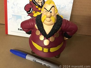 MaxSold Auction: This online auction includes vintage comics, signed celebrity photos, LP albums, Pokémon cards, Topps trading cards, vintage catalogues, NHL and CFL sports ephemera, DVDs, vintage toys, Magic the Gathering cards, vintage magazines and much more!