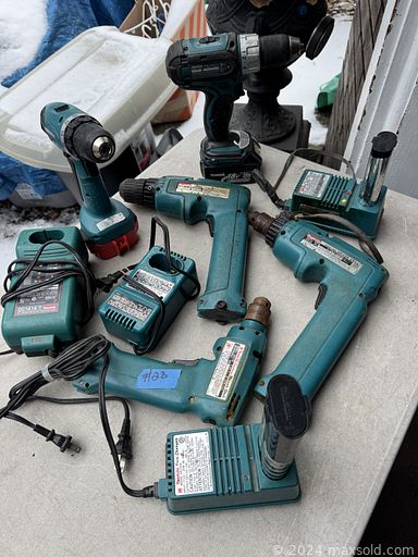 MaxSold Auction: This online auction features children’s books, area rug & runner, power & hand tools, comics, men’s clothing & shoes, beauty appliances, toys, art supplies, Boyds Bears, Pokemon collectibles, fabric, vintage boudoir lamps, action figures, video console & accessories, outerwear, small kitchen appliances, yard tools, DVDs, action camera, costume jewellery, TV, puzzle, craft kits & supplies, office supplies, women’s shoes, and much, much, more!!!