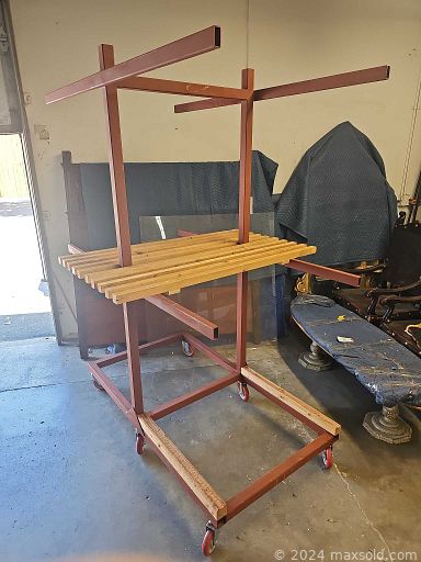Auction 109015 (1 of 4)