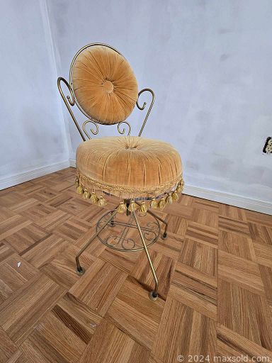 Auction 107994 (3 of 4)