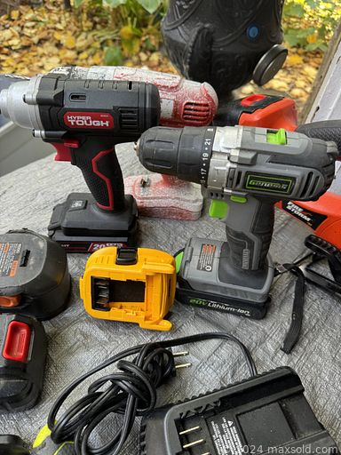 MaxSold Auction: This online auction features snowboard, camping gear, TVs, mirrors, small kitchen appliances, printer, power & hand tools, ladies clothing & shoes, toys, men’s clothing, beauty appliances,  pet products, office supplies, vintage trains & accessories, games, puzzles, art glass, TV, new hoodies, Star Wars collectibles, vintage model kits, Tiger-Cat collectibles, yarn, refrigerator, vintage game console & games, DVDs, and much, much, more!!!