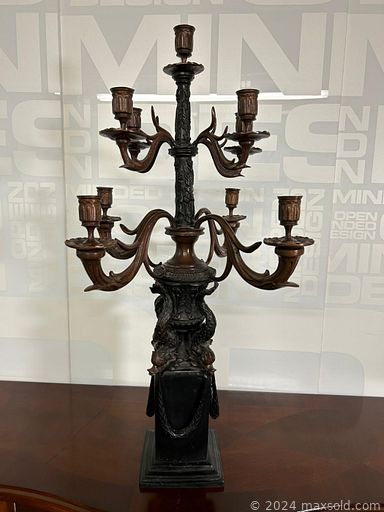 MaxSold Auction: This online auction includes Aynsley and other china, jewelry, accessories, wool rugs, candelabra, light fixtures, lamps, blue and white ceramics, Royal family memorabilia, vases, Rogers silverplate cutlery, furniture such as chairs, bar stools, stools, wood table and much more!