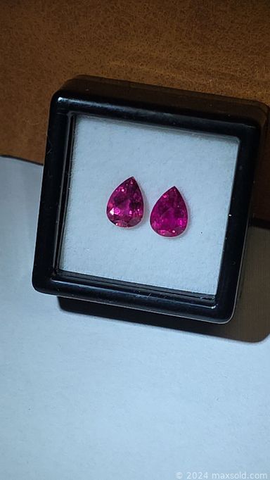 MaxSold Auction: This online auction features gemstone jewelry and loose gemstones, including opals, rubies, tanzanites, amethysts, tourmalines, sapphires, aquamarines, emeralds, spinels, topaz, garnet, and more!