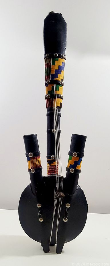 MaxSold Auction: This online auction features Nippon vase, glassware, Vintage Royal Albert -  Royal Doulton - Royal Grafton - Aynsley - Shafford tea cup and saucers, stoneware, vintage tablecloth, ladies\' hats, vintage Noritake china, vintage wicker items, Canadian art pottery, bookends, African kente guitar, Sebring pottery, serving plates, cheese/snack plates, paperweights,  water colour prints, clothing, lamp shades, hand painted tea set, salt & pepper shakers, glass beer steins and much more.