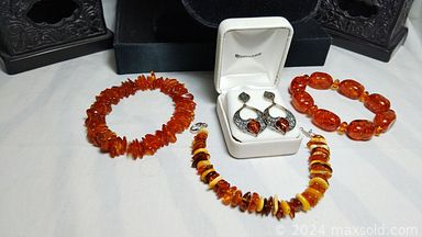 MaxSold Auction: This Commercial Liquidation Online Auction features sterling silver/gemstone rings, necklaces & bracelets, watches, unmarked jewelry rings, vintage Mexico silver bracelets, gold jewelry, collector coins, bolo ties, Indigenous art, amber jewelry, stainless steel jewelry, and much more!!