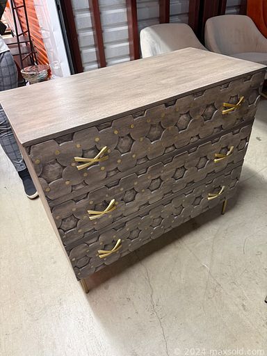 Auction 107895 (1 of 3)