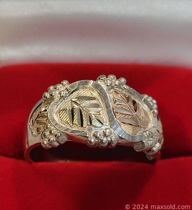 MaxSold Auction: This online auction features vintage watches, antique jade pendant, vintage jewelry, vintage brass irons, teacup/saucer sets, vintage Inuit figure, table lighter, vintage jade bangle, antique silver rings, and much, much, more!!!