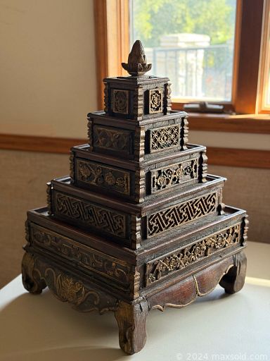 MaxSold Auction: This online auction features area rugs, decanters, carved duck decoys, art glass, vintage fireplace, perfume bottles, patio heater, art pottery, metal sculptures, vintage wood carvings, beauty appliance, women’s clothes & shoes, ginger jar, small kitchen appliances, porcelain collector plates, DVDs, Dungkar ritual horn, Lladro figurine, leather furniture, power & hand tools, TV, teak furniture, sewing machine, jewelry, desktop computer, and more!