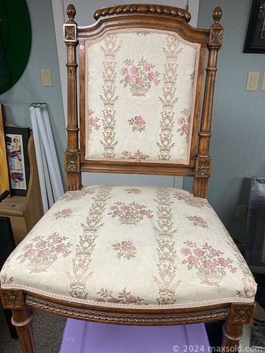 MaxSold Auction: This online auction features bar mirror, bongo drums, Funko Pops, toys, sports collectibles, kid’s books, stamps, school supplies, vinyl record, perfume bottle, coins, Tiffany-style lamp, board games, puzzles, jud golf clubs, collectible tins, and much, much, more!!