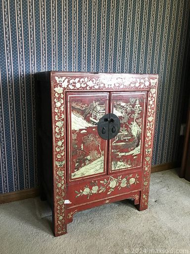 MaxSold Auction: This online auction features antique chinoiserie furniture, antique Asian washstand, vintage elephant garden stools, carved wood Santos figures, vintage capiz shell lamps & lampshades, Indigenous art, men’s & women’s clothing, sports trading cards, Coca-Cola collectibles, fitness gear, art glass,  vintage jewellery, vintage vanity & mirror, antique desk, vintage stained glass lamp, vintage toys,  and much, much, more!!!