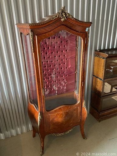 MaxSold Auction: This online auction features leather furniture, antique chairs, Funko Pops, toys, turntables, antique cabinet, barrister cabinets, brass/marble table, patio furniture, small kitchen appliances, area rug, and more!