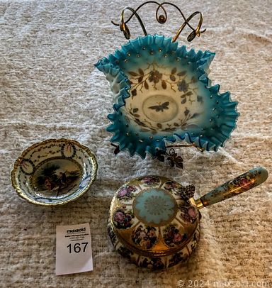 MaxSold Auction: This online auction features antique cameras, costume jewelry, Wedgwood, Limoges, Royal Doulton, dishware, stemware, art glass, lamps, IKEA cabinets, handbags, chaise lounge chairs, golf equipment, vinyl LPs, retail clothing racks and much more!