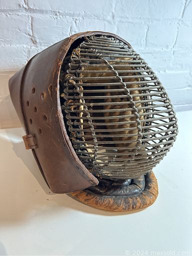 MaxSold Auction: This online auction features yarn, fabric, children’s books, art glass, ukulele, children’s sewing machine, folk art, jewelry, coins, and much, much, more!!