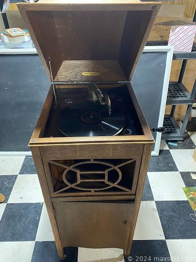 Auction 106844 (1 of 4)