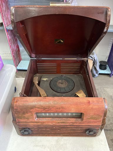 MaxSold Auction: This online auction features Dept 56 Christmas houses, mobility scooter, power & hand tools, toys, antique table, Red Skelton painting, vintage cameras & accessories, vintage tools, vintage bottles, fishing gear, vintage watches, steins, craft supplies, stamps, jewelry making supplies, insulators and much more!