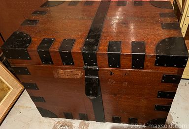 MaxSold Auction: This online auction features antique cabinets, vintage mirrors, cast iron bank, hurricane lamp, R. J. Robertson artwork, cedar chest, teacup/saucer sets, wooden carvings, art glass, soapstone sculptures, Hoselton sculptures, acoustic guitars, violin, safe, vintage sewing machines, vinyl records, watches, vintage Art Deco furniture, golf clubs, vintage trunks, power tools, and much, much, more!!!