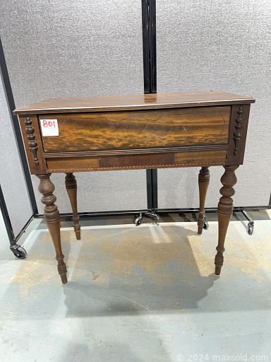 Auction 117999 (1 of 4)