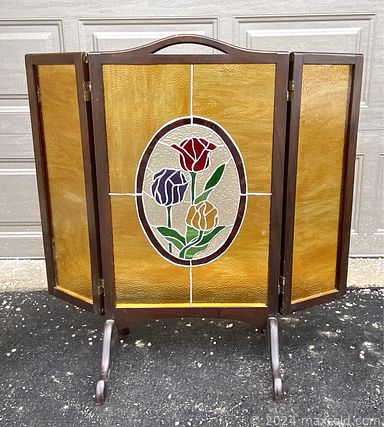 MaxSold Auction: This online auction features a 1958 Marilyn Monroe As Lillian Russell lithograph and other wall art, vintage Moorcroft, Snow-Lite lowboy cooler, Italian ashtray, vintage Skyway luggage, Pyrex, Royal Doulton, Limoges, vintage sewing box, lamps, glassware, ashtrays, vintage Looney Tunes, vintage Blue Mountain, Art Deco serving ware, Dyson, magazines, clothing, vinyl albums, Denby pottery, Murano glass, brassware, sports cards, bracelet and much more!