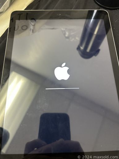 MaxSold Auction: This online auction features new items such as Lego tape, toys, Disney dolls, games, bath tissue dispensers, Williams Sonoma spice bowls, moon light, power tools, cabinet handles, fishing gear, yarn, lighting accessoires, puzzles, jewelry, earbuds, and much, much, more!!!