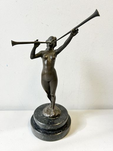 MaxSold Auction: This auction features Bronze Figurine, Art Nouveau Vase, Oil Paintings, Violin, Horse Statue, Crown Derby Cat, Bookends, Copper Planter, Glass Vase, Bols Bottle, Chicken Lamp, MCM Barware, Pop-Up Changeroom, Paperweight and much much more!