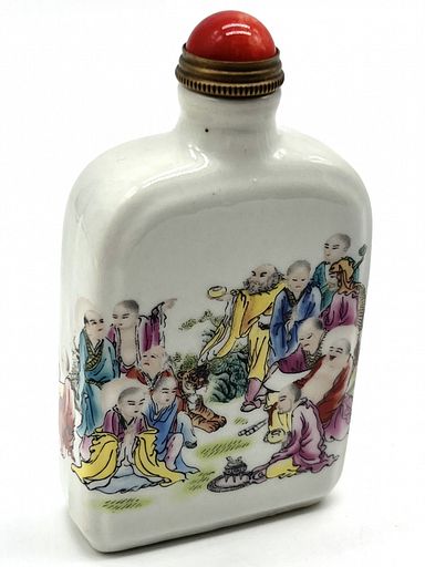 MaxSold Auction: This online auction features freshwater pearl necklaces, abstract acrylic originals, sports trading cards, jade pendants, sports collectibles, watches, loose gemstones, antique oil lamp, hunting tools, area rugs, antique wicker baby stroller, patio cushions, snuff bottles, coins, Asian scrolls, proof sets and much more!