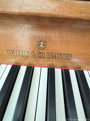 Auction 112925 (1 of 4)