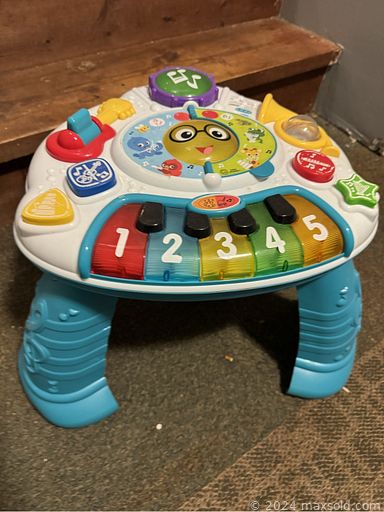 MaxSold Auction: This online auction features open box items such power tools, indoor camera, aroma humidifers, solar lights, welding helmet, apple watch, jewelry making kit, heated apparel, cabinet hinges, earbuds, vacuums, pet products, gaming gear, drone, and much, much, more!!