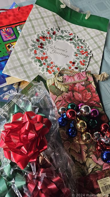 MaxSold Auction: This online auction features collectible porcelain doll, small kitchen appliances, decorative plates, blue & white collection, printer, push lawnmower, vintage cameras, and much, much, more!!!