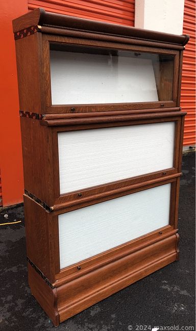 MaxSold Auction: This online auction features grandfather clock, Tommy Bahama furniture, barrister bookcase, bar stools, guitar, art pottery, elephant collection, wood carvings, antique cigar molds, vintage cameras, Judaica pieces, vinyl records, action figures, vintage model trains, comics, DVDs, children’s books, folding bike, utility trailer, snorkeling gear, antique books, quilt, patio furniture, leather furniture, Carnival glass, BBQ grill, and much, much, more!!!