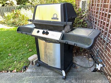 MaxSold Auction: This online auction features camera & accessories, brass table lamps, women’s clothing, office supplies, printers, computer & accessories, Trisha Romance prints, art glass, cranberry glass, collector bowls, dining table & chairs, bedroom furniture, small kitchen appliances, wicker furnitures, TV, patio furniture, antique sewing machine, cedar chest, puzzles, games, desk & chair, CDs, fitness gear, Christmas village, power & hand tools, garden tools, snowthrower, BBQ grill, and more!