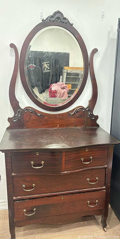 Auction 108599 (1 of 4)