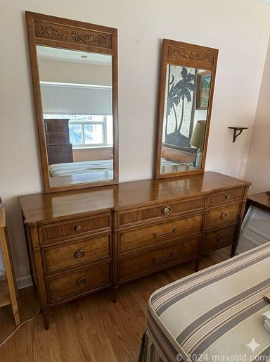 Auction 106689 (2 of 4)