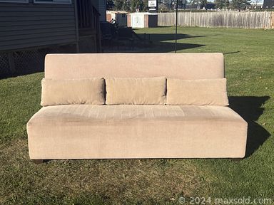 Auction 105223 (2 of 4)