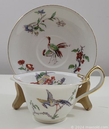 MaxSold Auction: This online auction features stemware, vinyl records, art glass, barware, teacup/saucer sets, vintage ashtrays, vintage evening bags, vintage porcelain dishes, depression glass, vintage Coca-Cola glasses, vintage floral bone china, vintage ties, new duvet sets and much more!