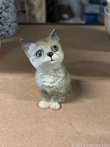 MaxSold Auction: This online auction features vintage desk, antique dresser/mirror, worktable, power tools, transfer chair, printer, metal wall art, Bossons, decorative plates, small kitchen appliances, The Royals collectibles, art pottery, teacup/saucer sets, silver jewelry, and more!!