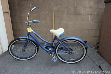 MaxSold Auction: This Charity/Fundraising Online Auction features BBQ grill, electric drum set, camping gear, WOZ collectibles, hoverboard, bikes, vintage S & P shakers, gaming headset, cameras, children & youth clothing, exercise equipment, watches, printer, Willow Tree figurine, Bunnykins, collector plates, party supplies, desk, and much, much, more!!